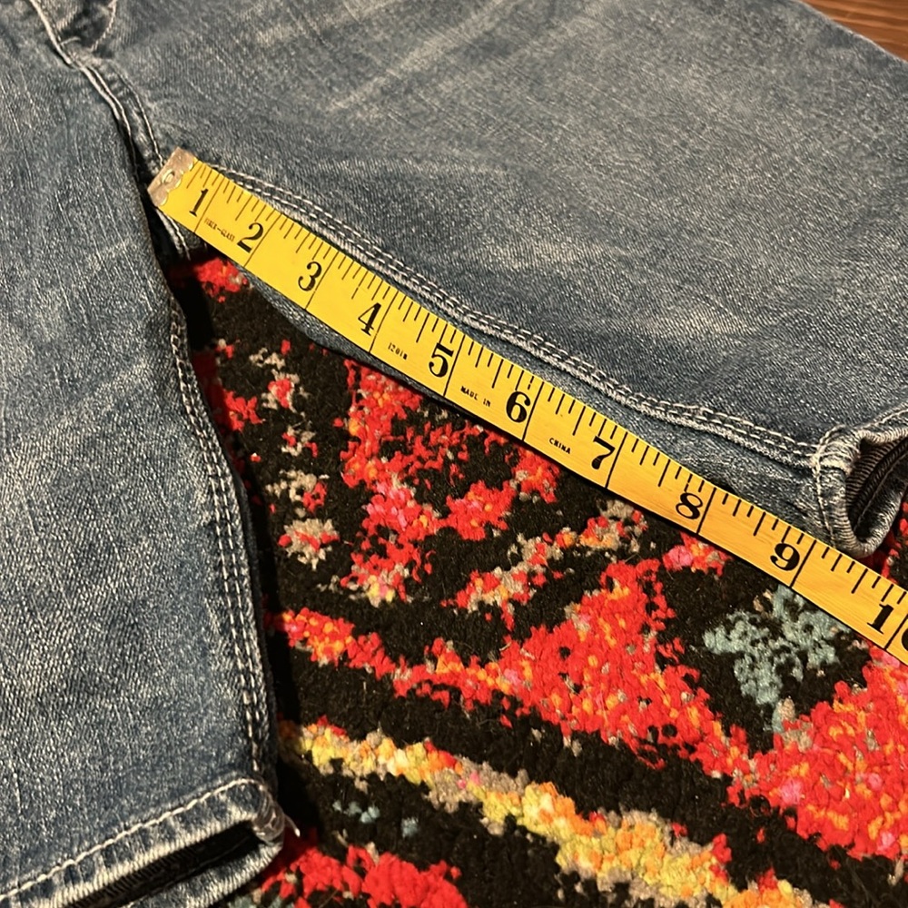 Levi’s Bermuda Shorts with Red, White and Blue accents - Picture 9 of 9